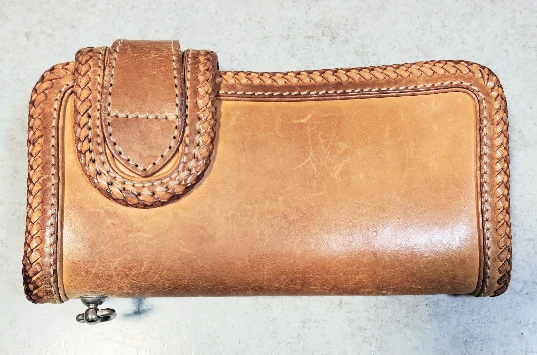 ゴダンGODANEバイカーズウォレットハーフダラーイーグルコンチョ付き本革