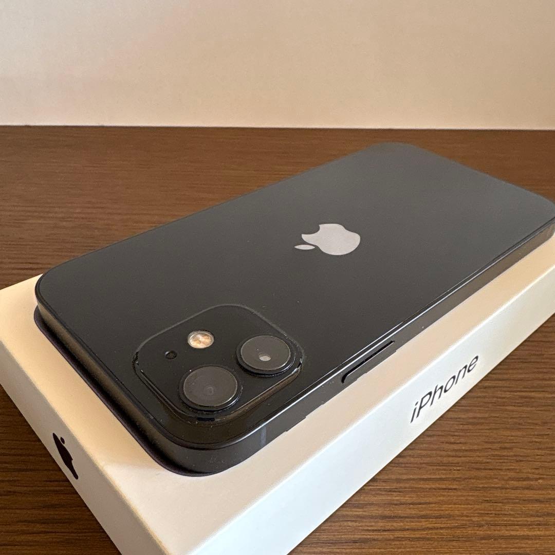 Apple iPhone 12 ブラック 6.1インチ 本体　64G