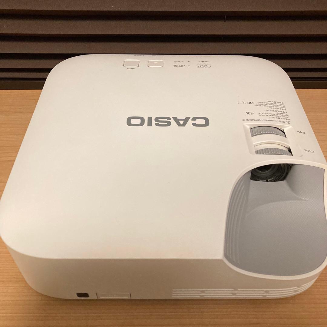 CASIO XJ-V1 カシオ プロジェクター 使用時間1169時間 リモコン付