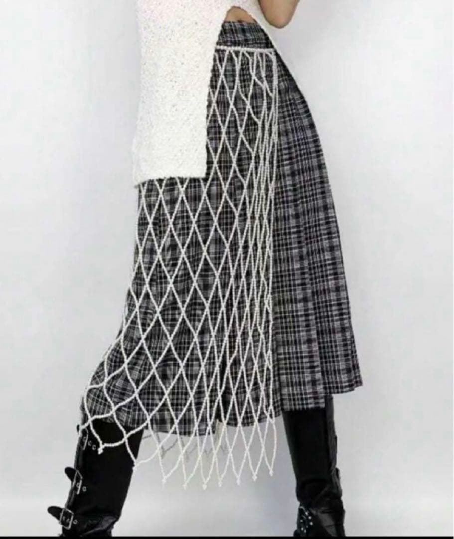 パールビーズ　ロングスカート　ホワイトパール