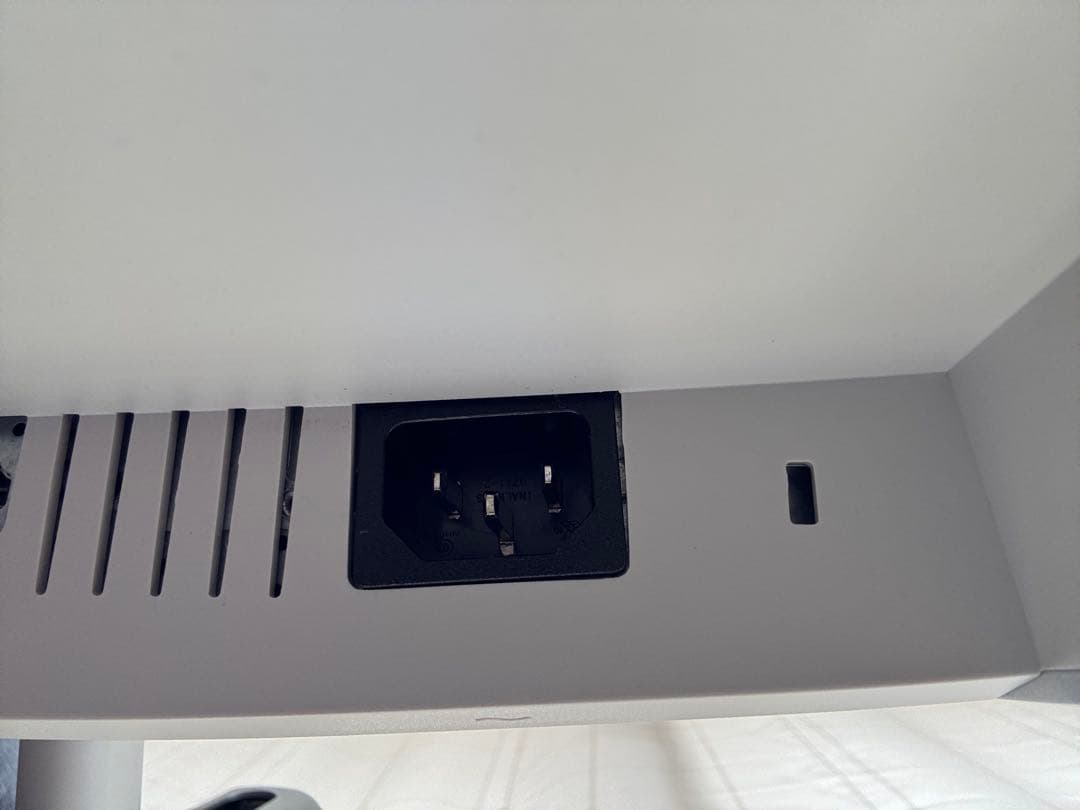 Dell 曲面モニター 本体