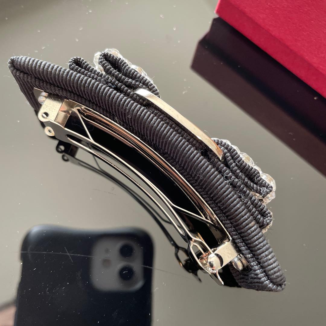 Ferragamo barretteフェラガモバレッタ ヴァララインストーン