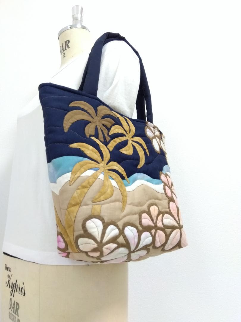 ハワイアンキルト　ハンドメイド　ヤシの木　プルメリアトートバッグ