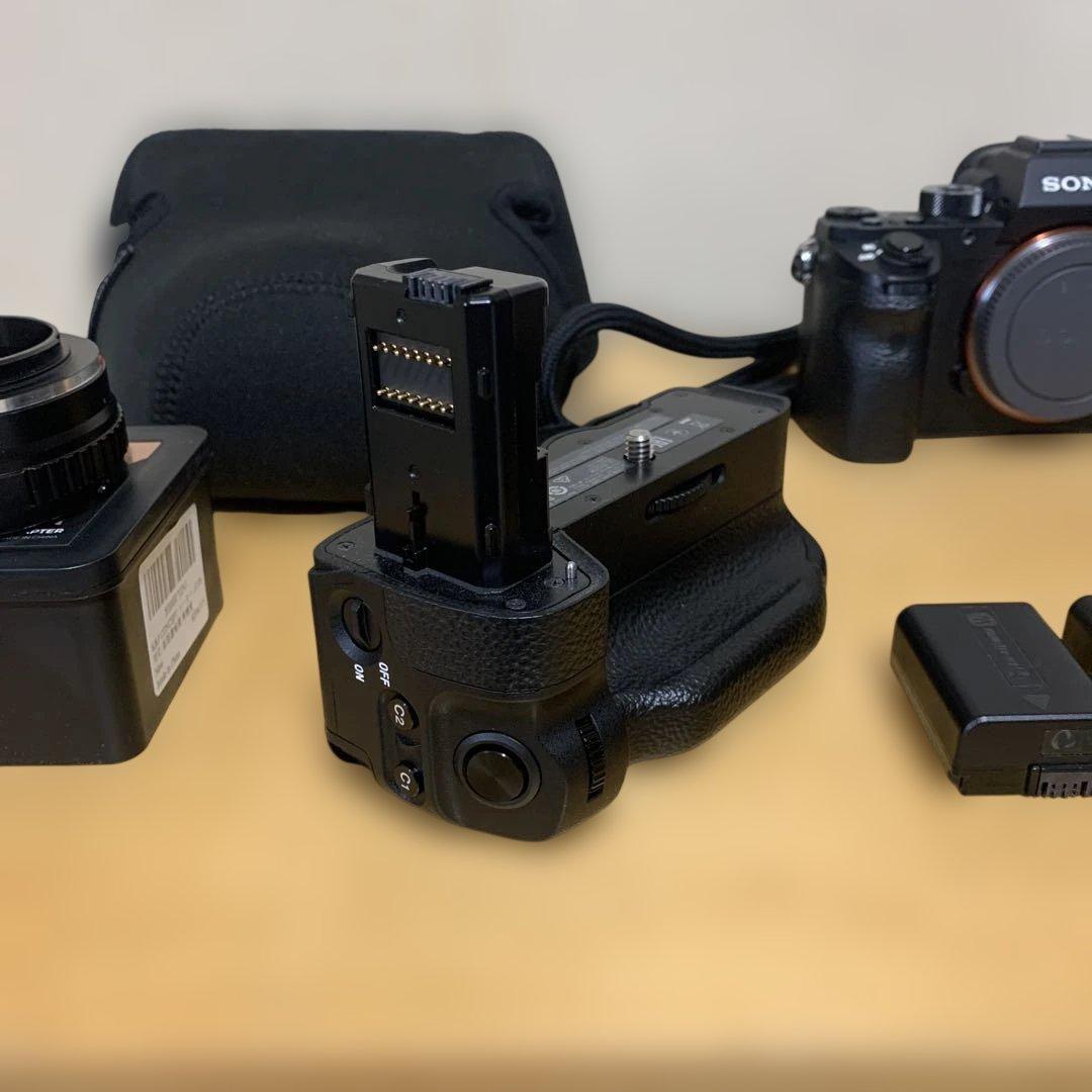 A*s様 Sony α7R Ⅱ本体　付属品たくさん付きます