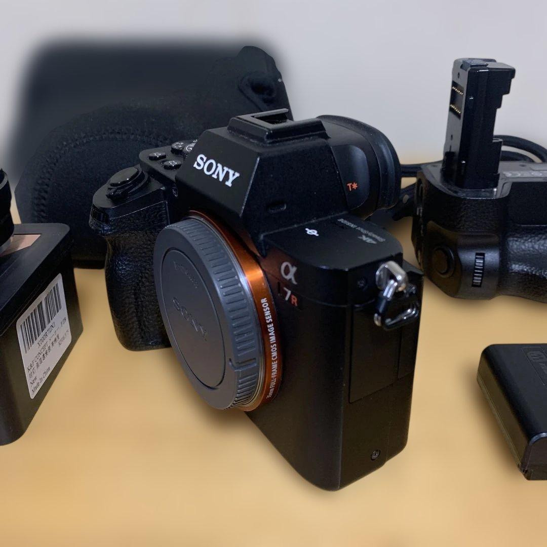 A*s様 Sony α7R Ⅱ本体　付属品たくさん付きます