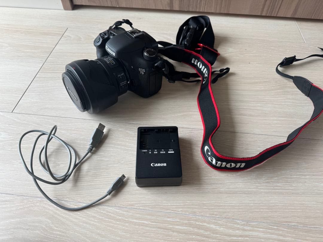 Canon EOS 7D + EF 15-85mmレンズセット