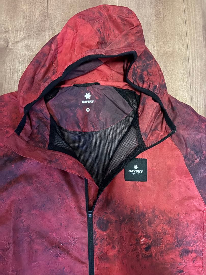 SAYSKY フード付き　赤　ランニングジャケット