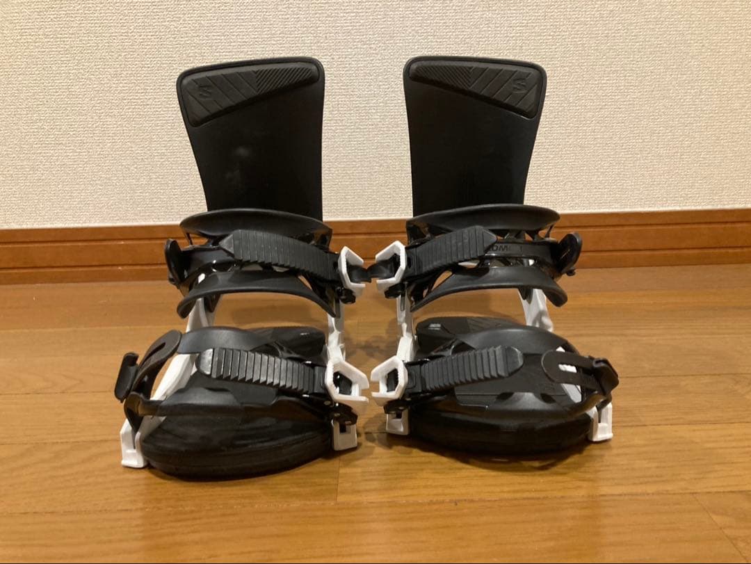 ❣️最終価格お値下げ❣️SALOMON スノーボードビンディング ^_^サイズ　S