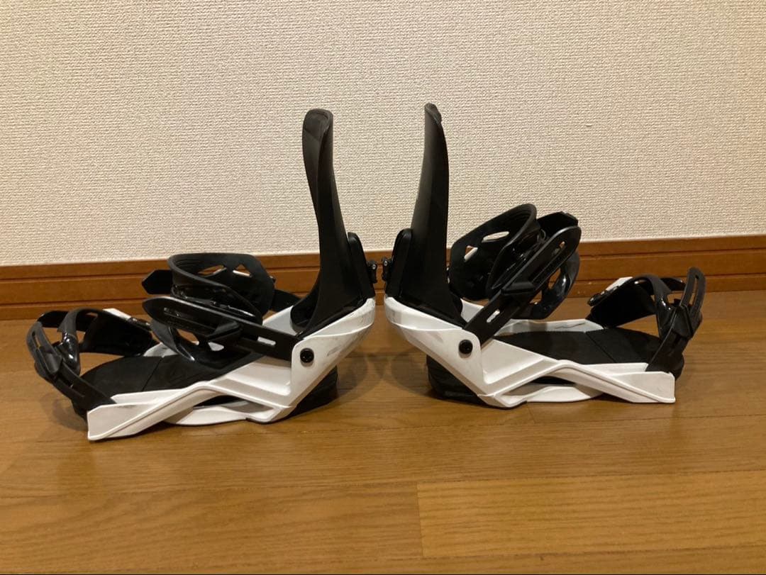 ❣️最終価格お値下げ❣️SALOMON スノーボードビンディング ^_^サイズ　S