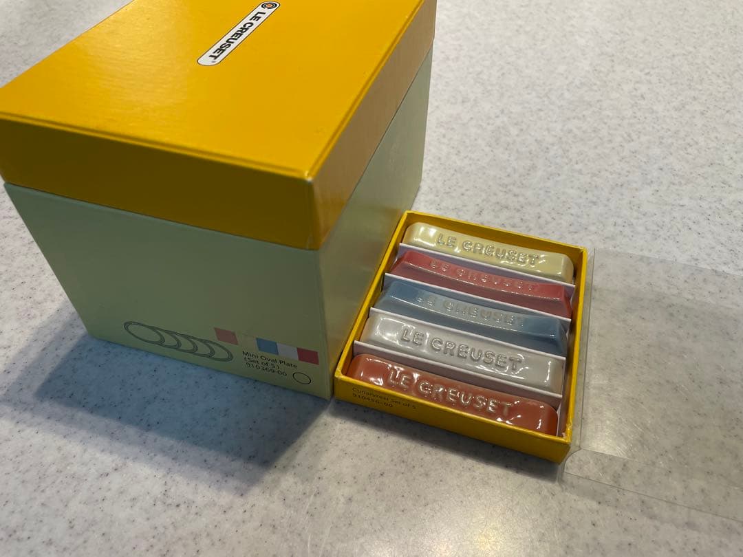 【美品】ル・クルーゼ Holiday Brunch ストーンウェア