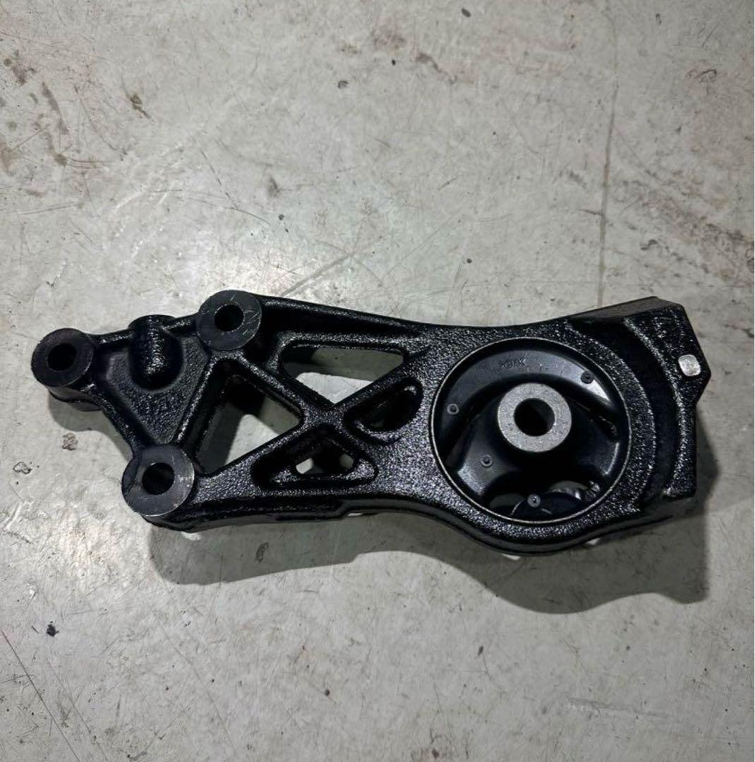 新品DAA-AHR20W 20エスティマハイブリッド　ディファレンシャルサポート