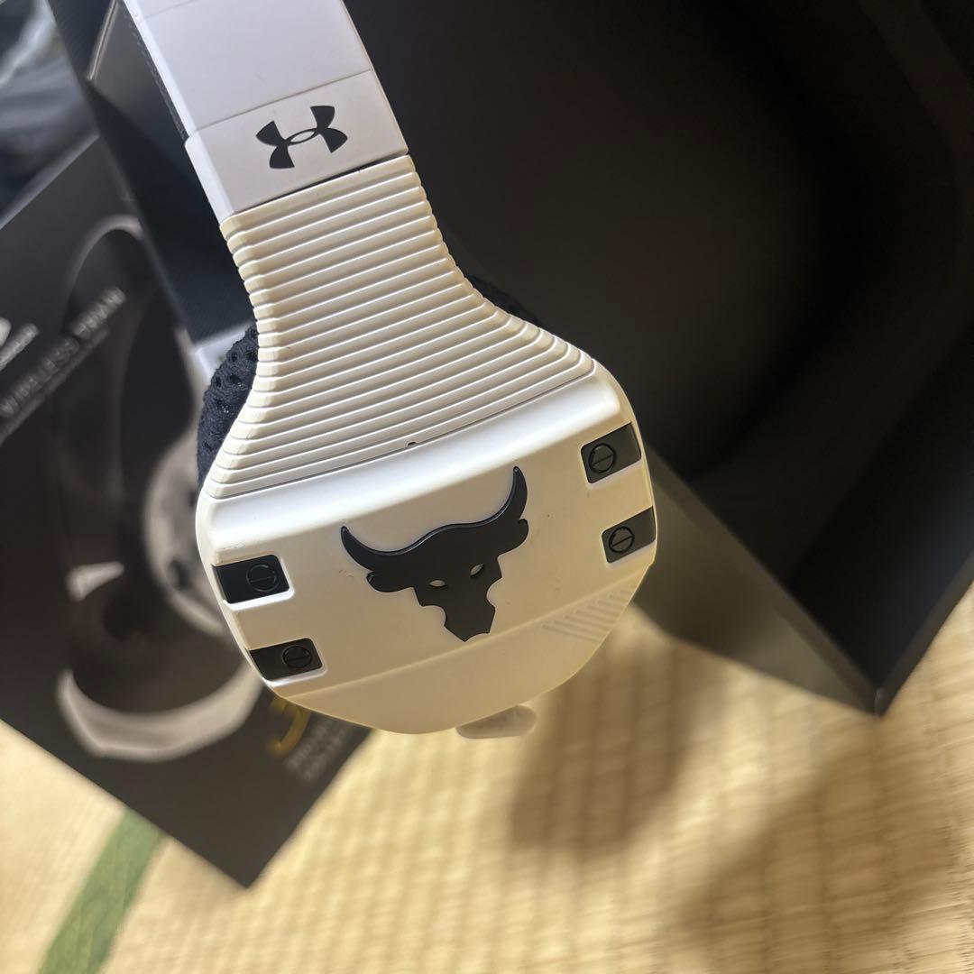 【週末値下】UA Sport Wireless Train ワイヤレスヘッドホン