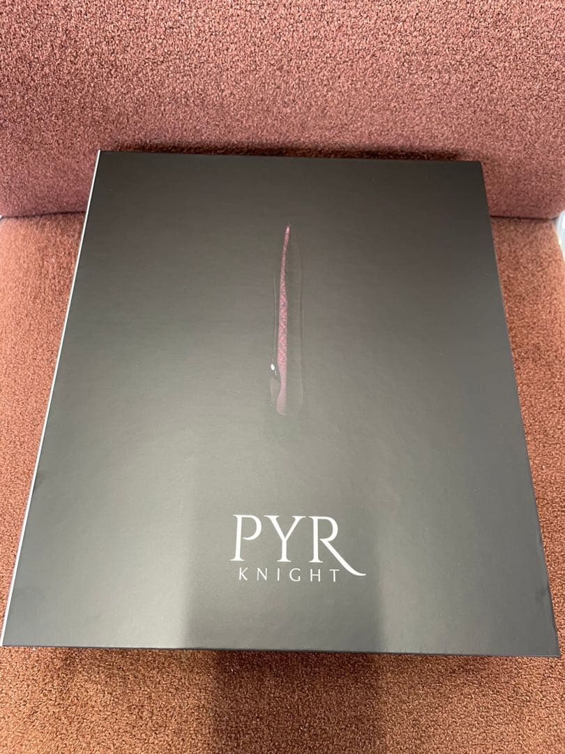 専用です！！新品未使用　PYR パイラナイト　美顔　全身痩身機器