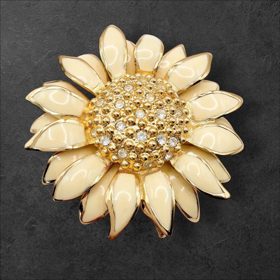 Dior フラワーデザイン ドイツ製 ブローチ ラインストーン 花