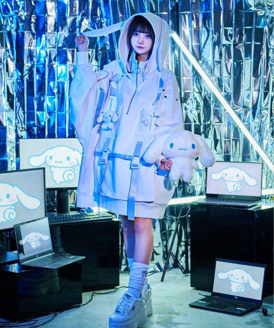 ililil イルイルイル シナモンパーカー