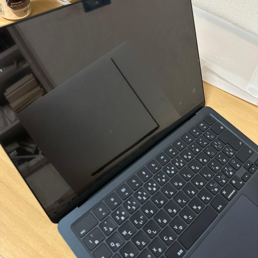 Macbook Air M2 ミッドナイト