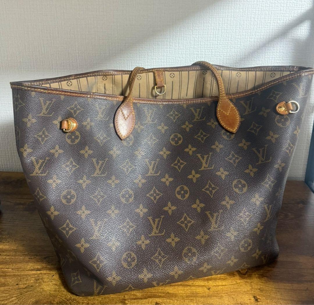 LOUIS VUITTON (ルイヴィトン)ハンドバッグ