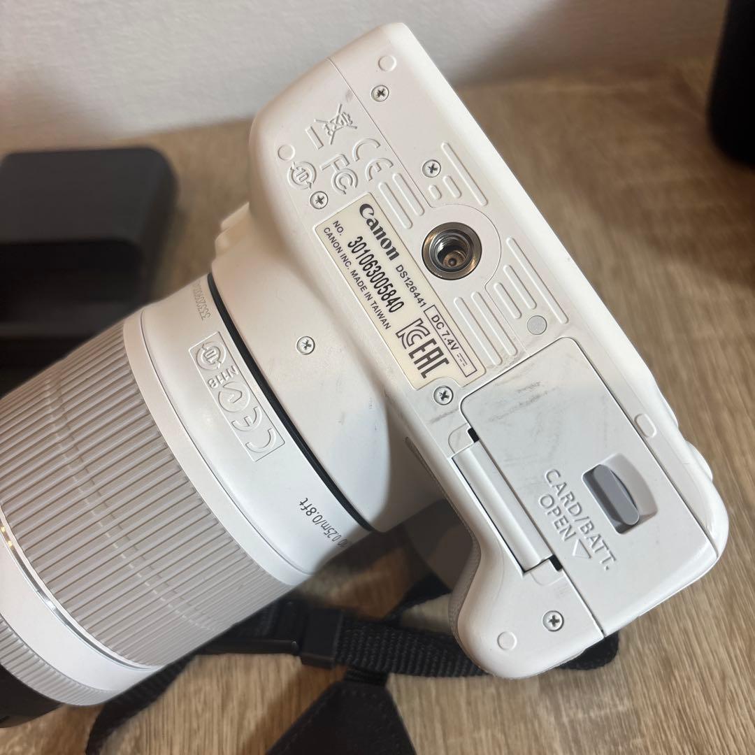 Canon EOS Kiss X7 限定ホワイト(レンズ付)