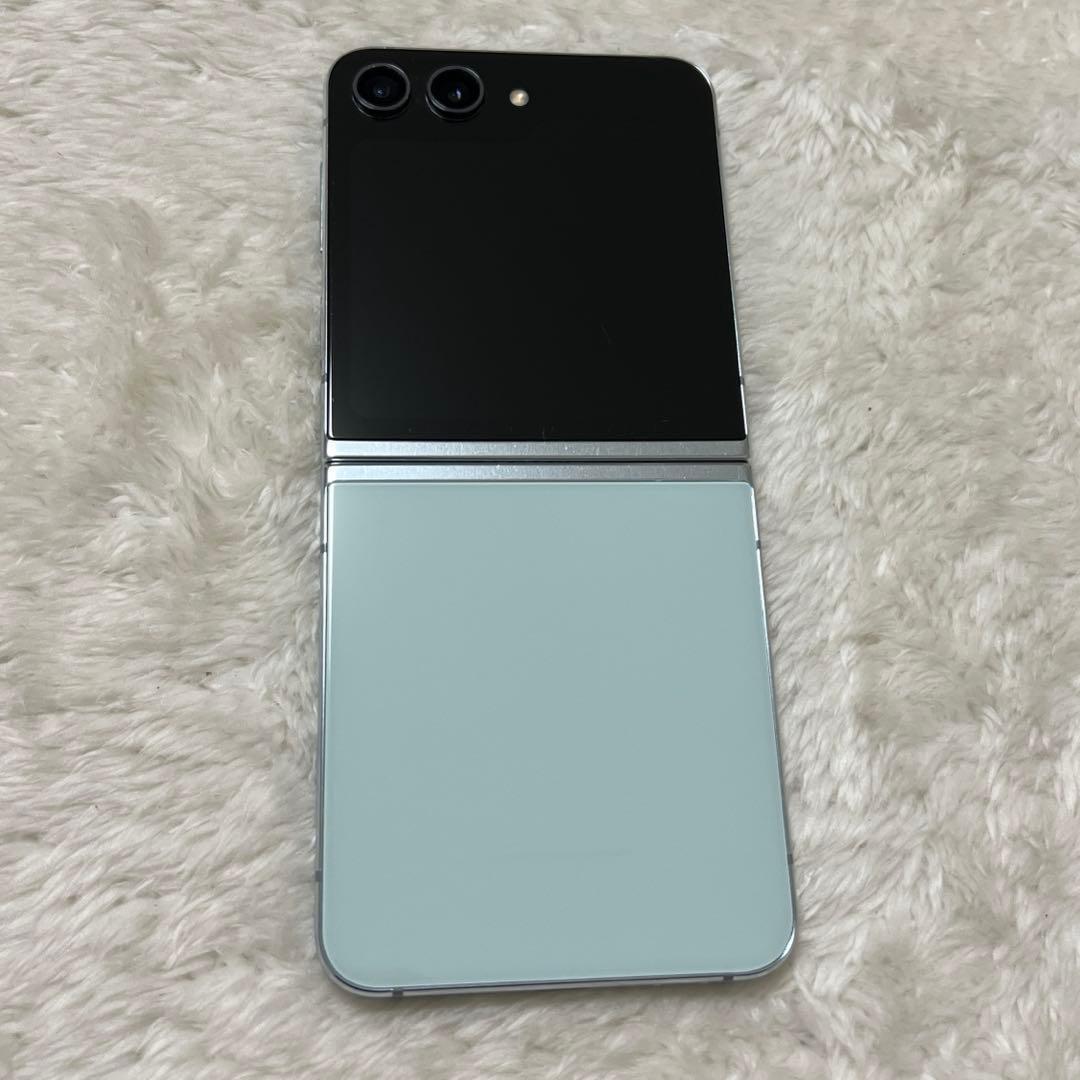 Galaxy Z Flip5 256GB ミント i44