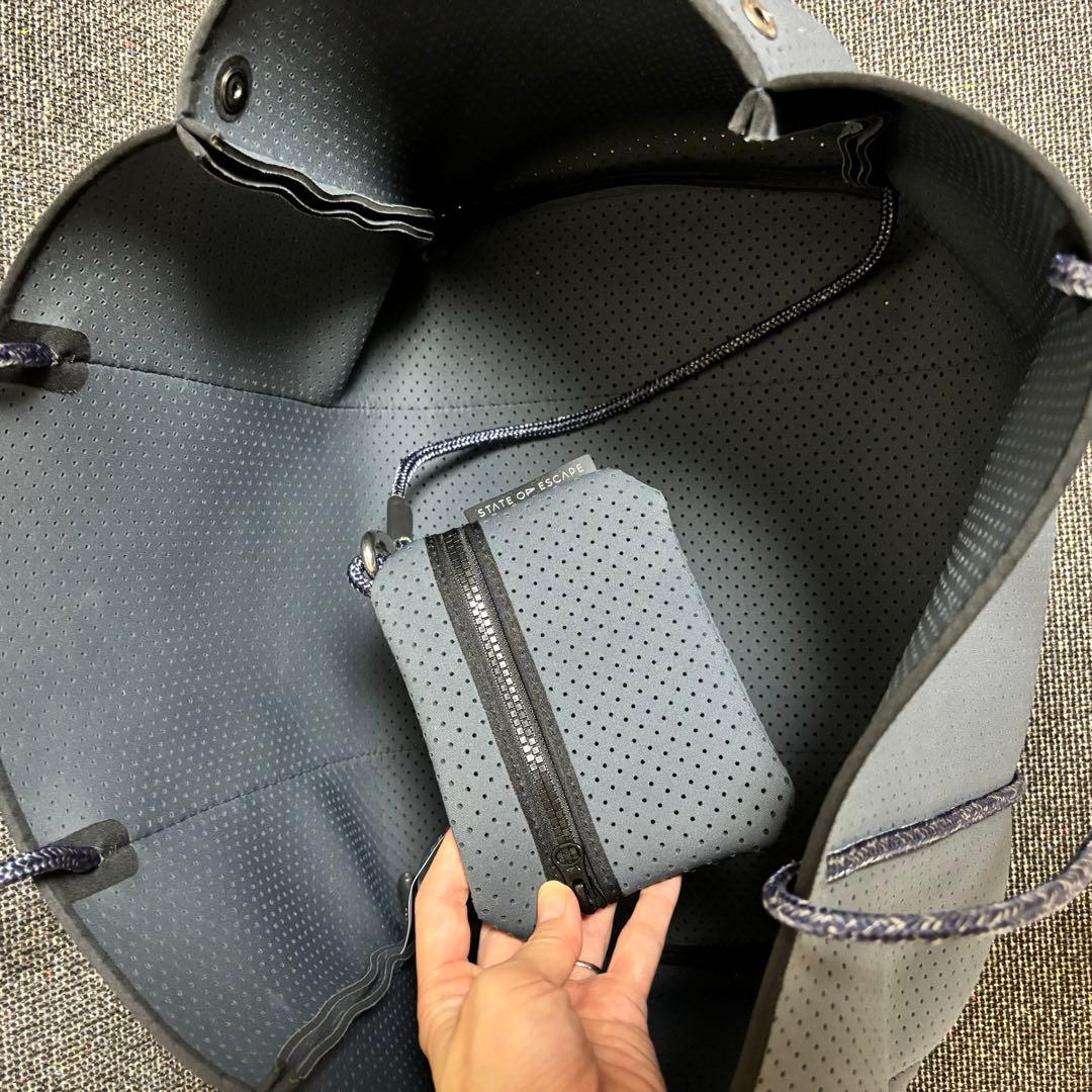 State of escape ステイトオブエスケープ　大容量バッグ　ネイビー