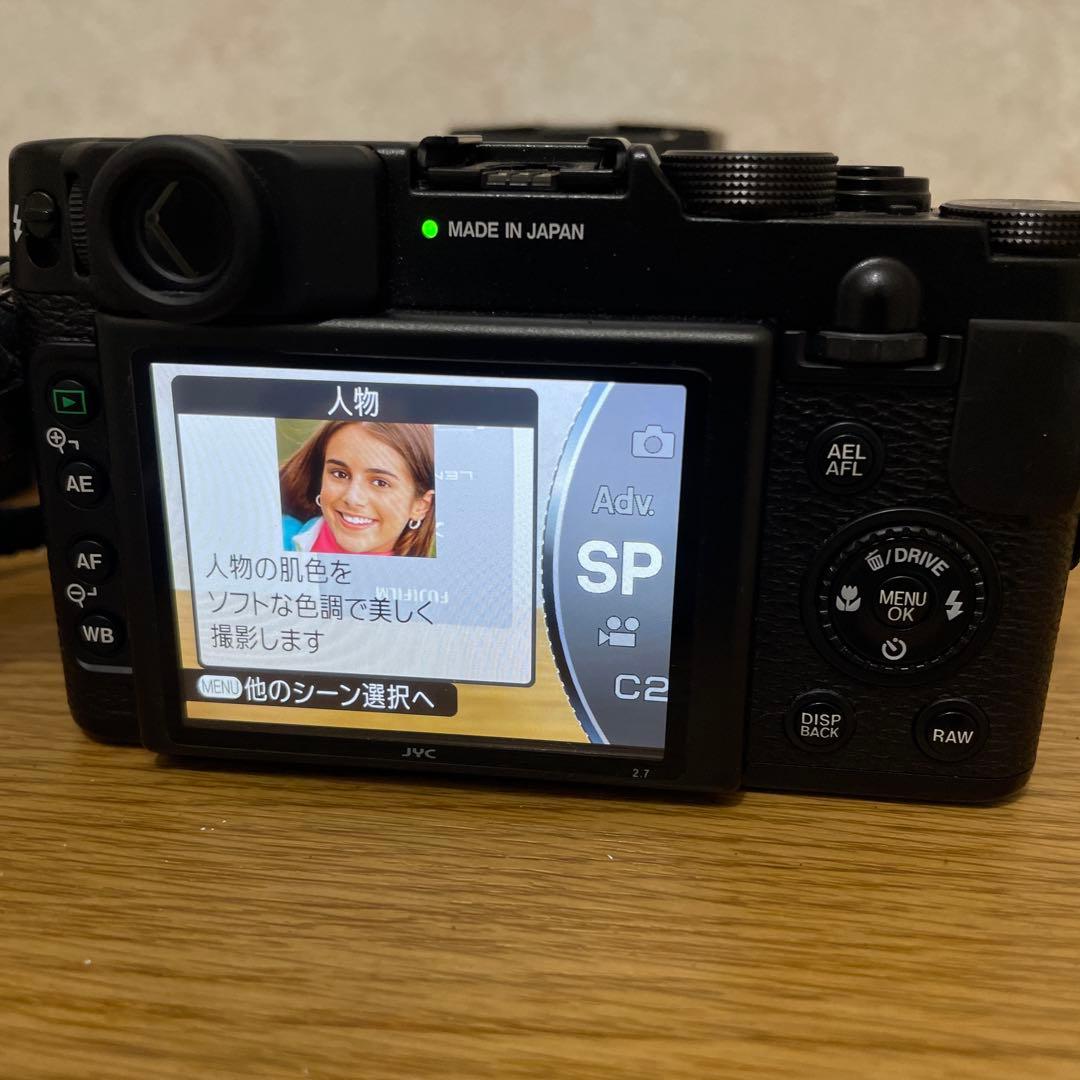 FUJIFILM X10 デジタルカメラ 本体