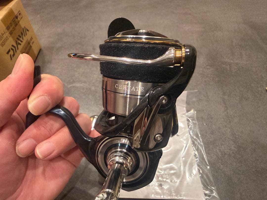 ※週末限定価格　ダイワ　19セルテートLT4000-CXH 美品