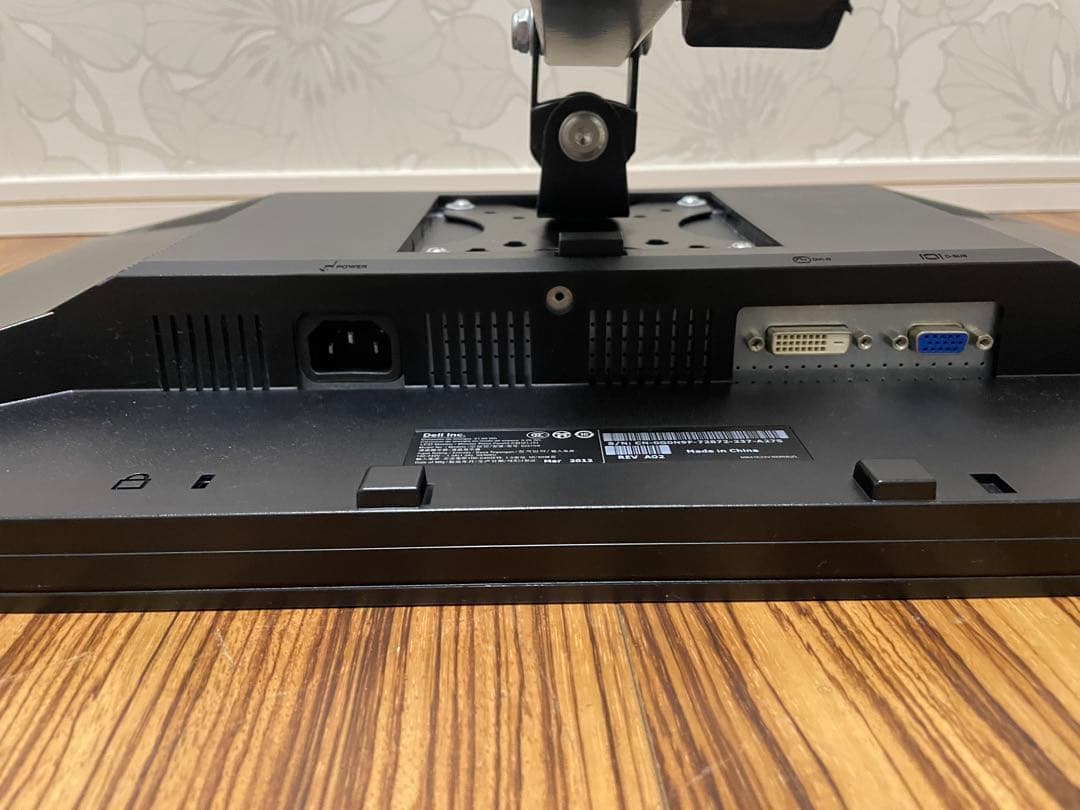 ミリフリ ThinkStation C30 モニターセット