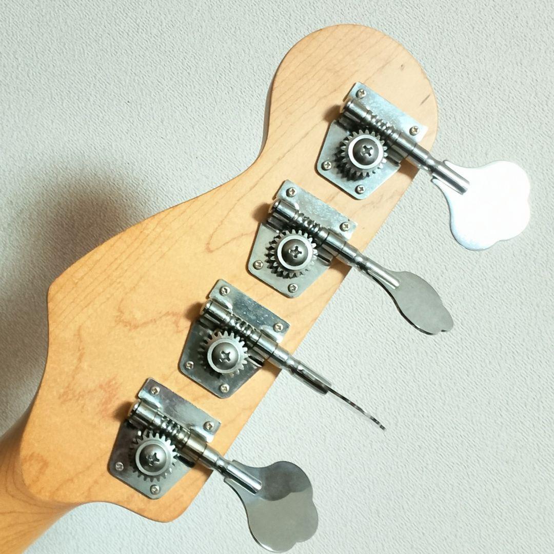 Photogenic　PRECISION TYPE　エレキベース　ピンク