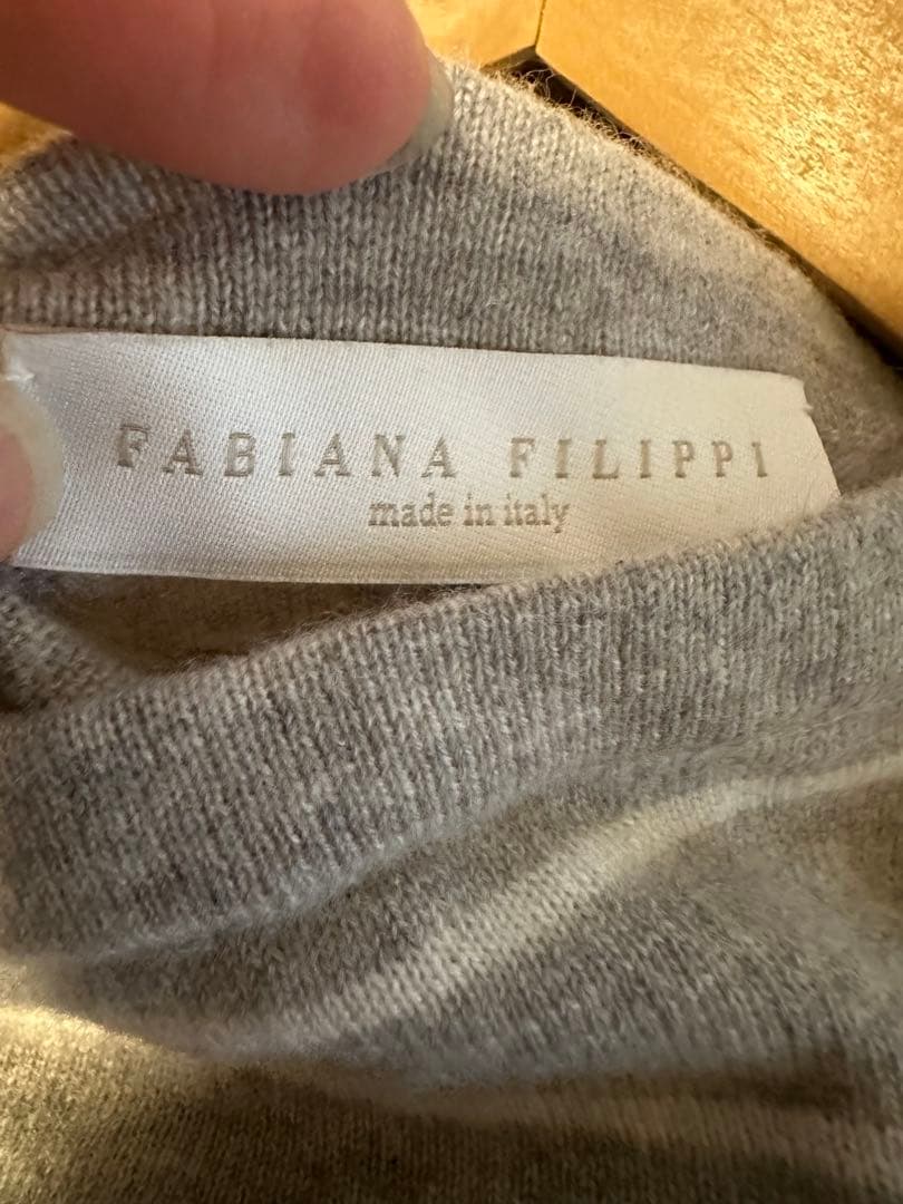 ファビアナ　フィリッピ　カシミアニット