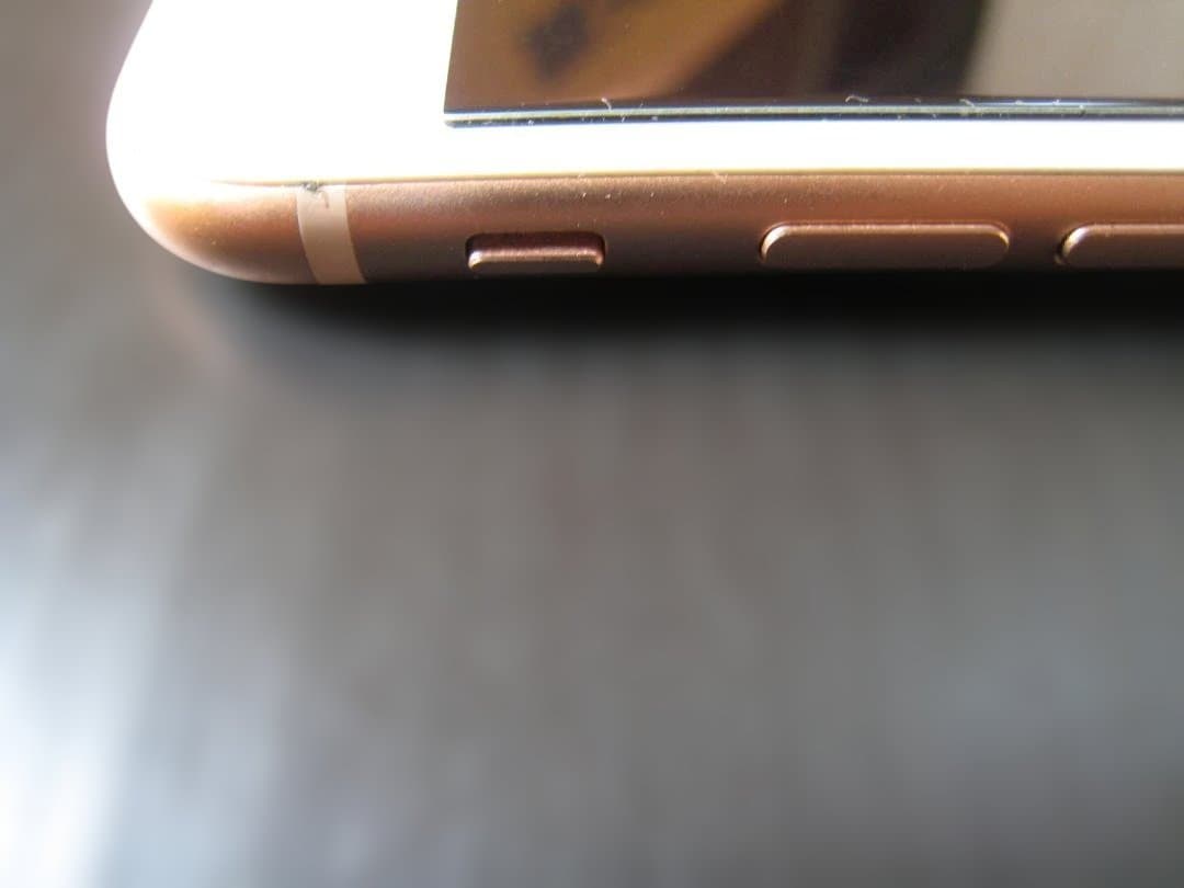 【中古】Apple iPhone 8 ゴールド 64GB