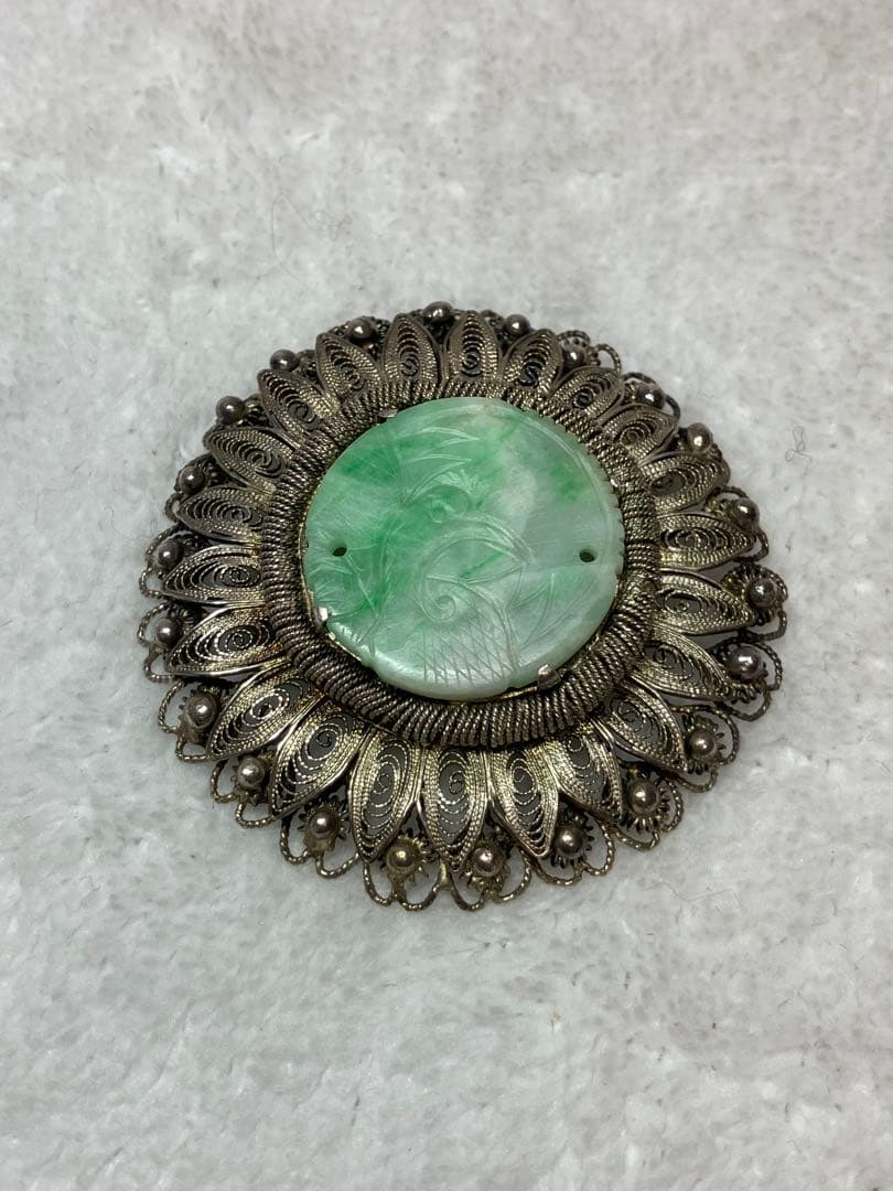 翡翠 ブローチ アンティーク