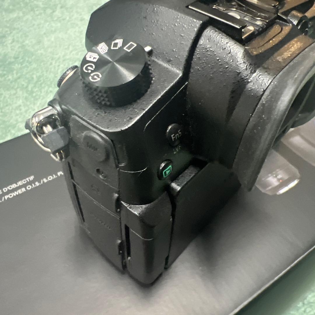 デジタルカメラ Panasonic LUMIX DC-GH5