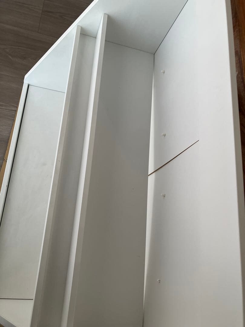 IKEA イケアホワイト棚　BERGIG ベリグ ブックディスプレイ 収納付き