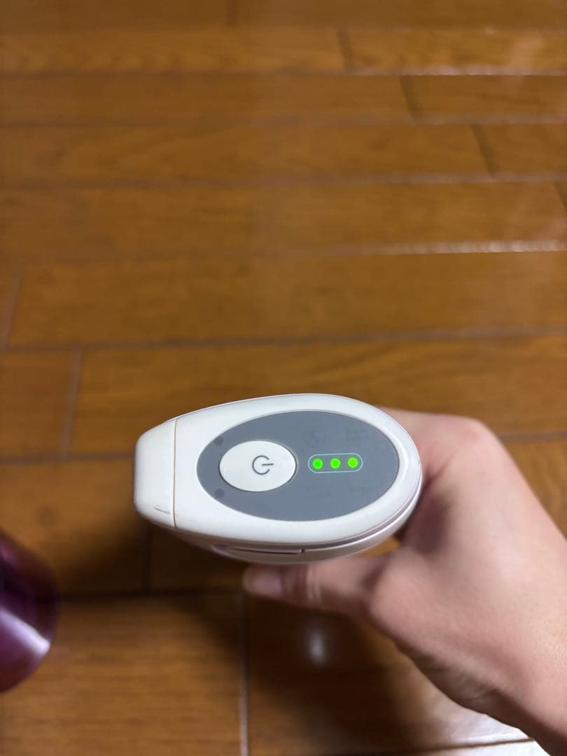 トリア 美顔器 充電器付き ピンク