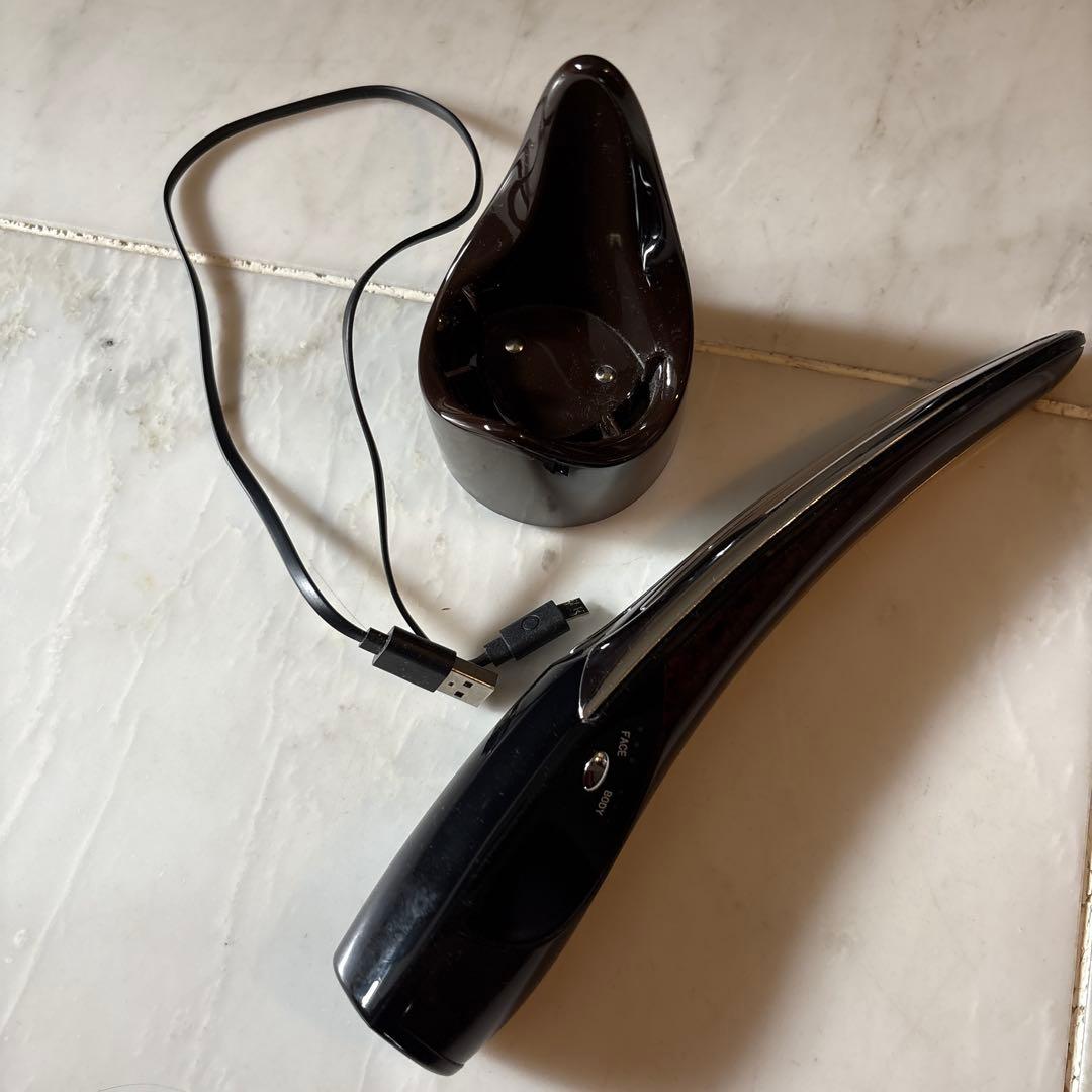 PYR KNIGHT パイラナイト USB美顔器 フェイス・ボディ切替