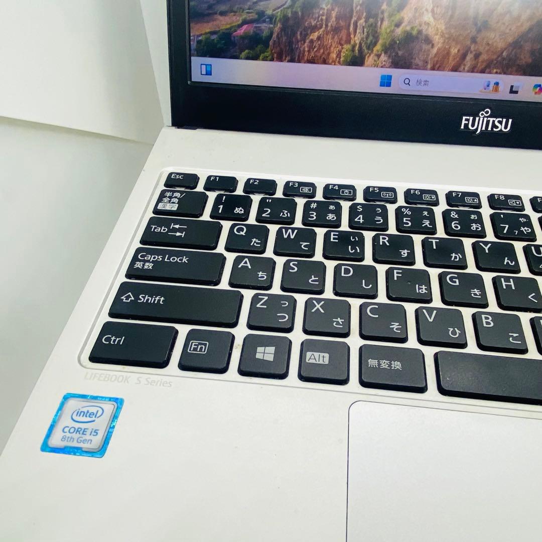 t*n様 300円から！LIFEBOOK S938/S 8世代i5 16GB 2
