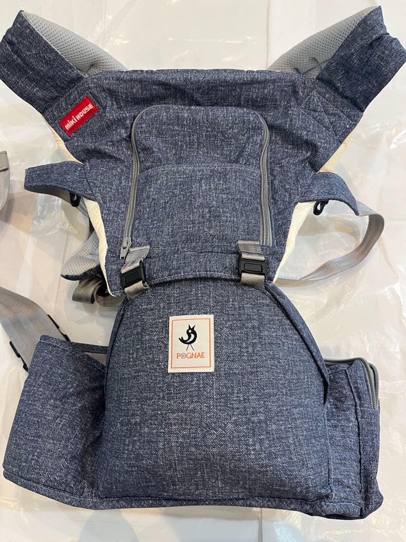 【美品】ミキハウスx ポグネー ヒップシートキャリア インディゴブルー　抱っこ紐
