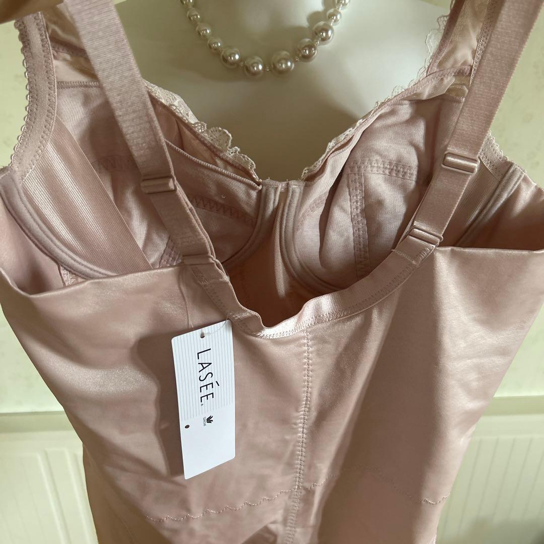 【定価23,980円】ワコール　ラゼ　ボディスーツ　B90LL