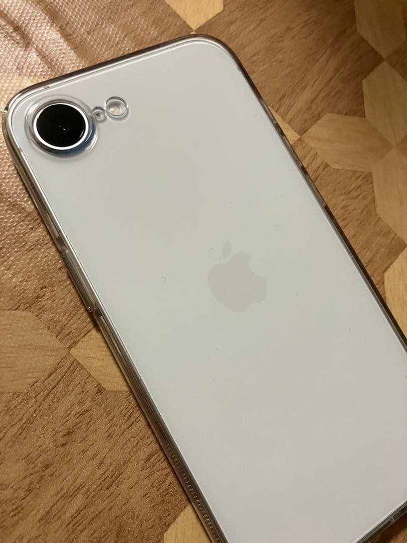 Apple iPhone 16eホワイト 128GB