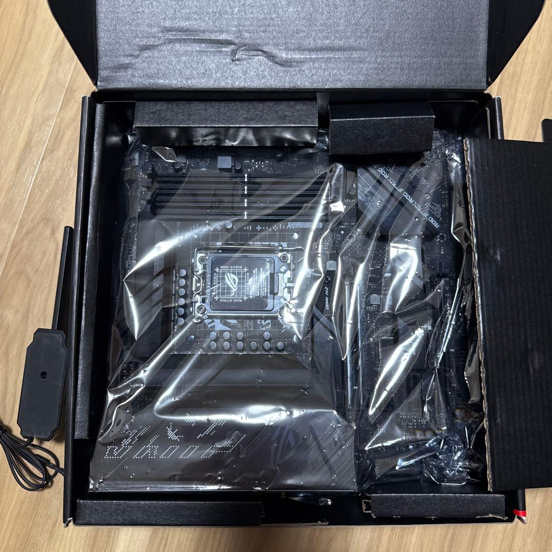 マザーボード ROG STRIX B660-G GAMING WIFI