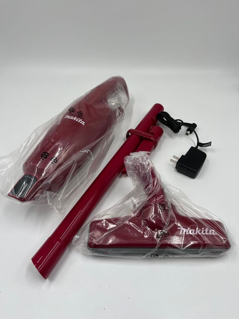 マキタ(Makita) 充電式クリーナ（レッド） 充電器付 CL116DWR