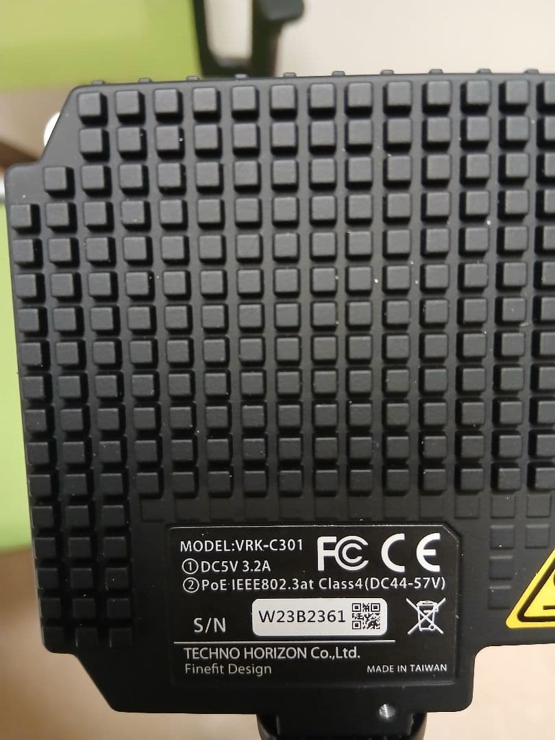 コンパクト防犯カメラ USBポート付き