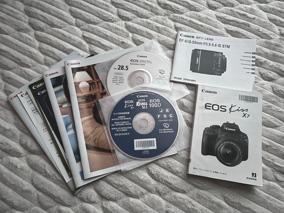 Canon EOS kiss X7 ダブルズームキット 一眼レフカメラ