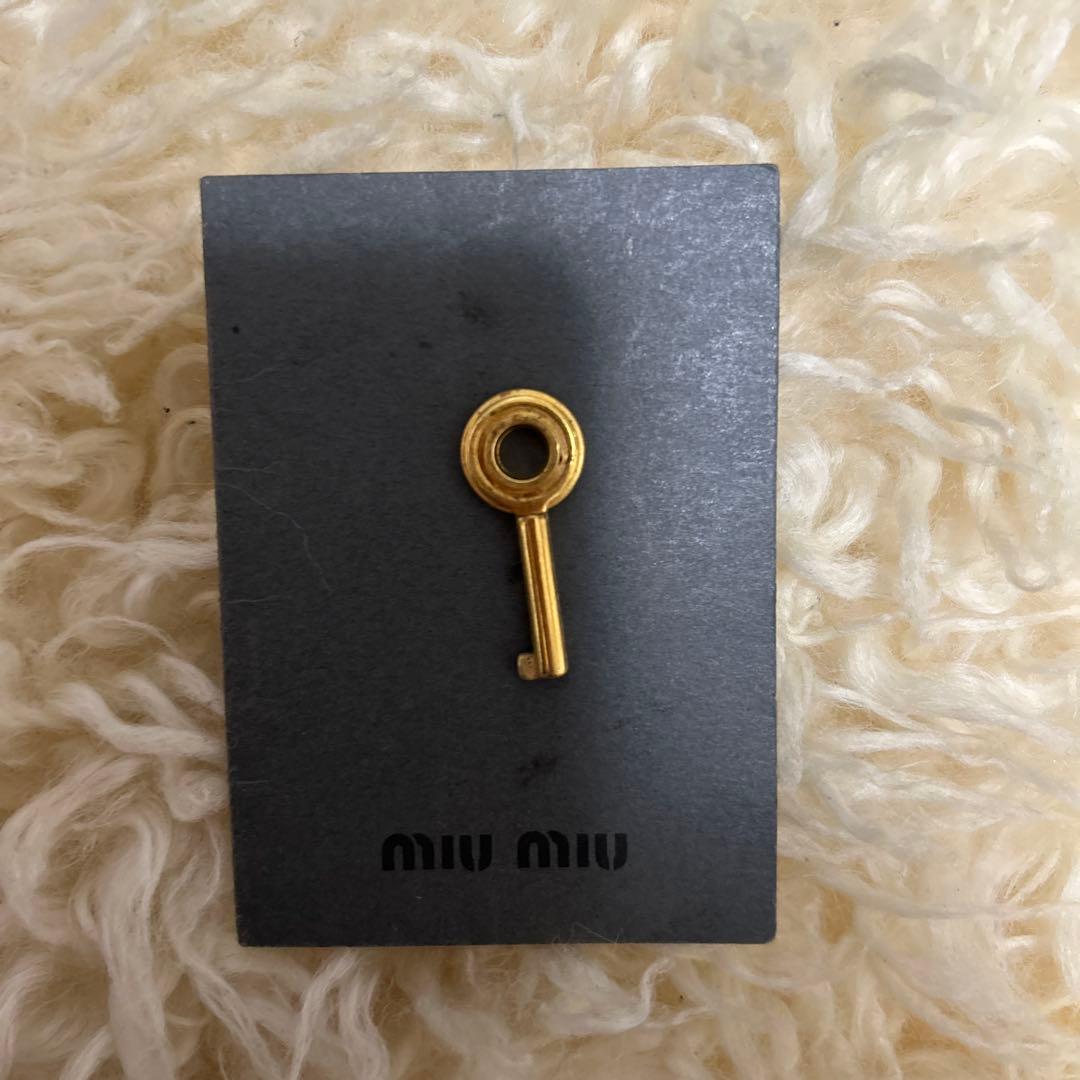 Miu Miuミュウミュウ　マテラッセレザー2WAYハンドバッグ