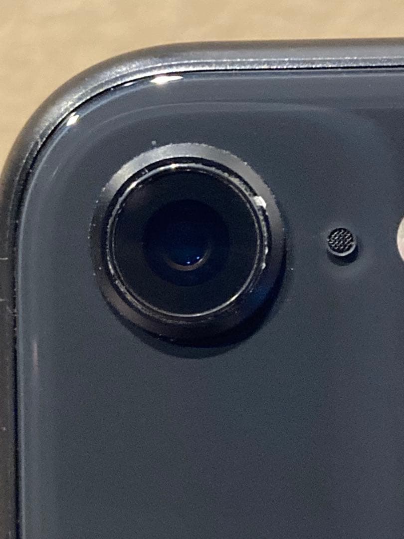 iPhoneSE2 128GB SIMフリー バッテリー100%