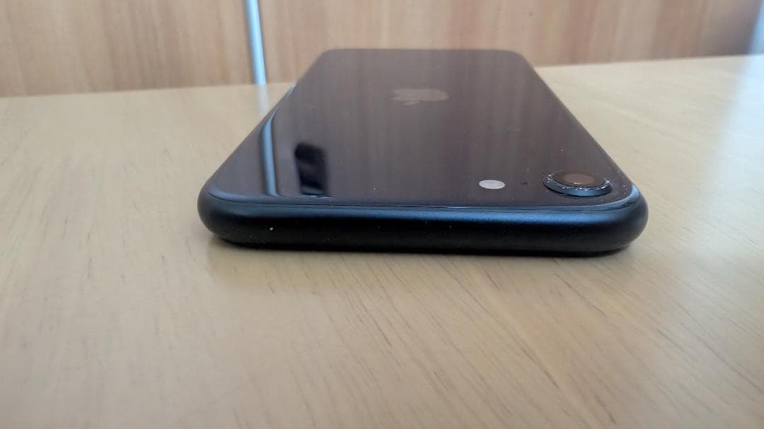 iPhone SE 2 第二世代 SE2 バッテリー84％