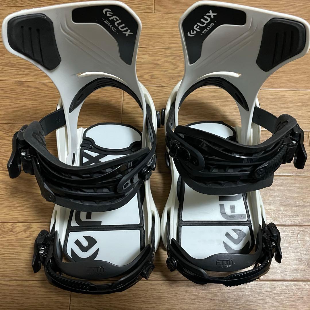 FLUX DS 22-23 ビンディング Sサイズ ホワイト/ブラック 箱あり