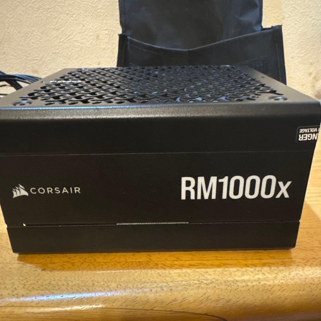 動確済み美品　コルセアRM1000x 電源ユニット
