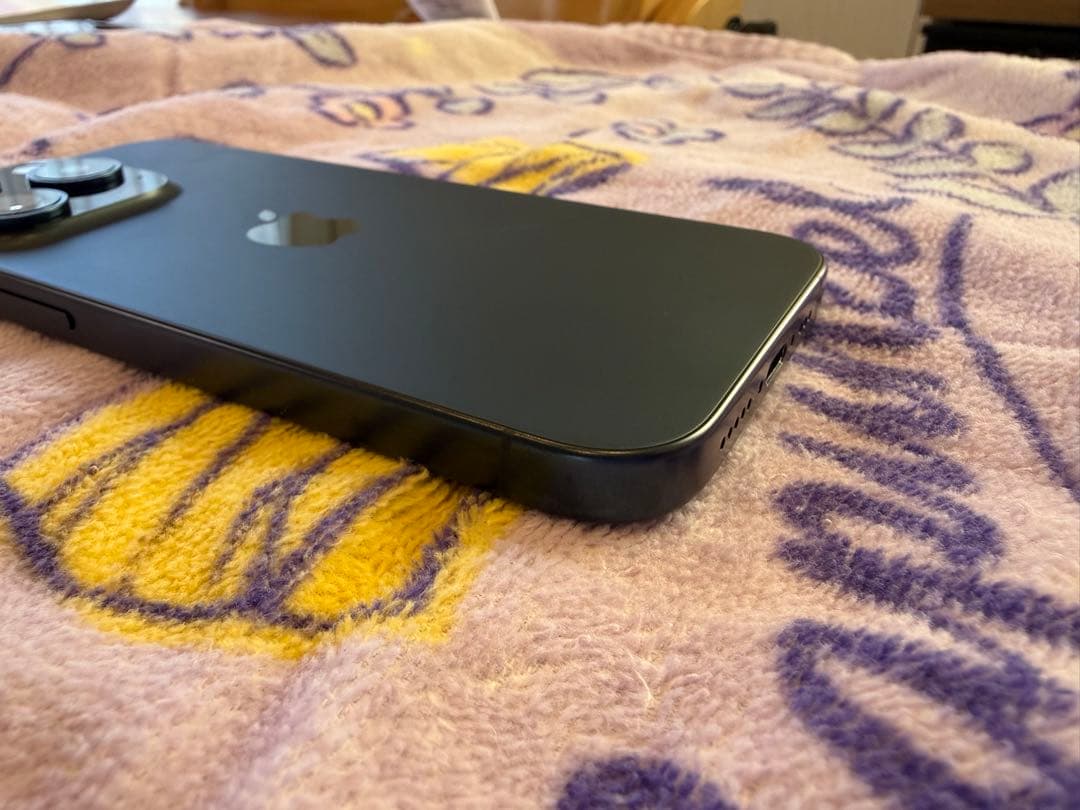 iPhone 15 Pro 256GB ネイビー Apple購入 SIMフリー