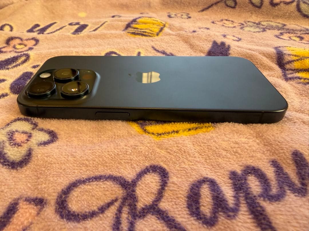 iPhone 15 Pro 256GB ネイビー Apple購入 SIMフリー